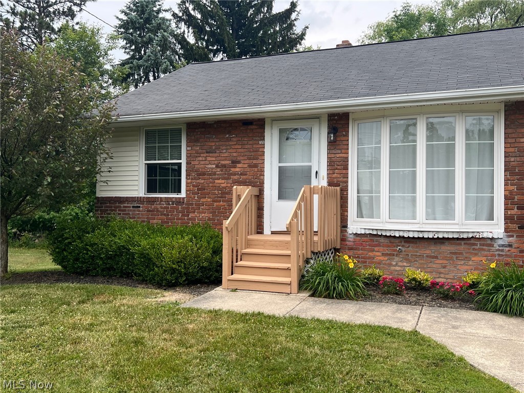 438 North Street Chardon OH 44024
