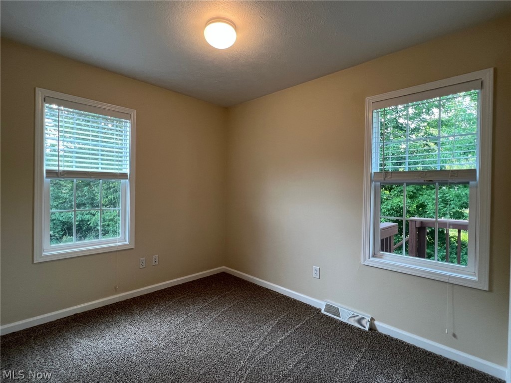 438 North Street Chardon OH 44024