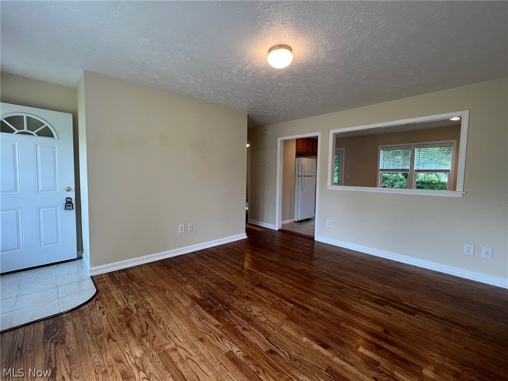 438 North Street Chardon OH 44024
