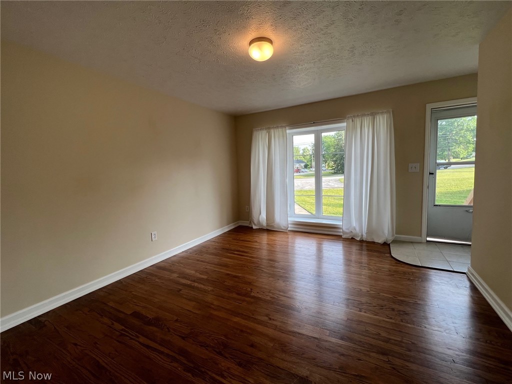 438 North Street Chardon OH 44024