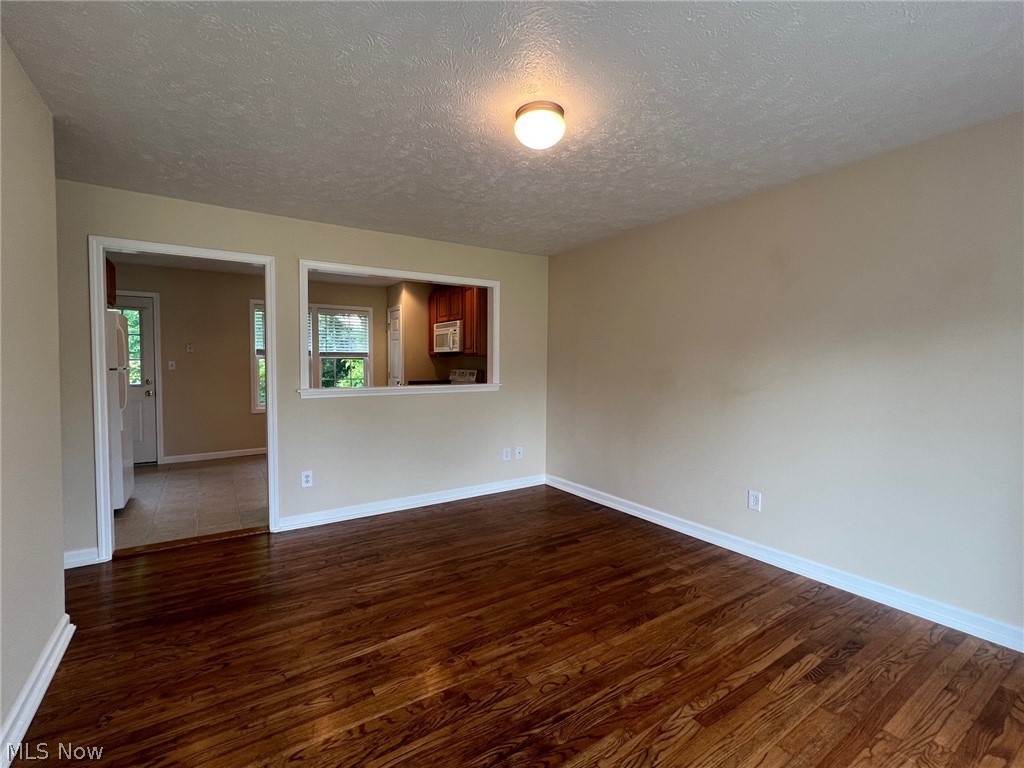 438 North Street Chardon OH 44024