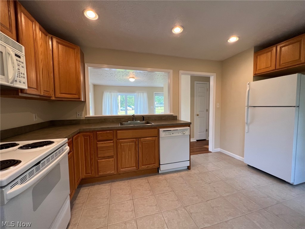 438 North Street Chardon OH 44024