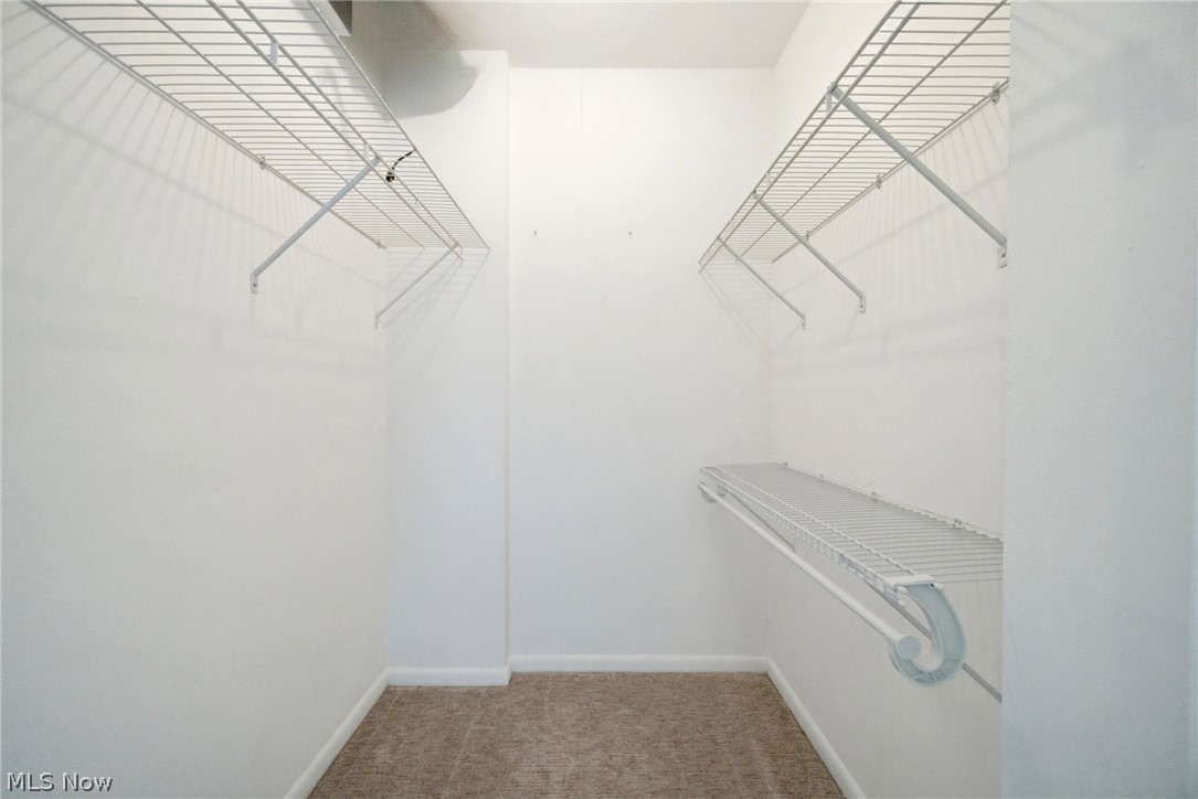 2039 Wooster Road Rocky River OH 44116