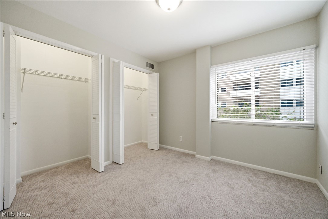 2039 Wooster Road Rocky River OH 44116