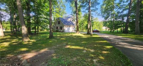 700 Stillwater Drive Deerfield OH 44411
