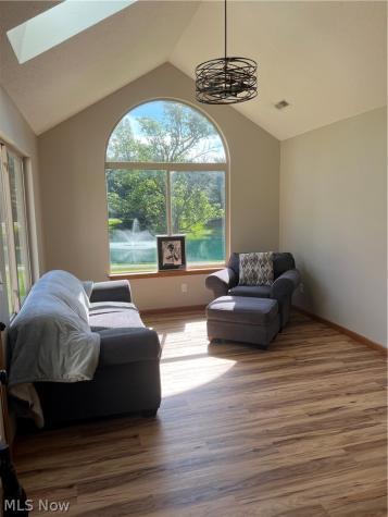 Pond View Circle NW Strasburg OH 44680