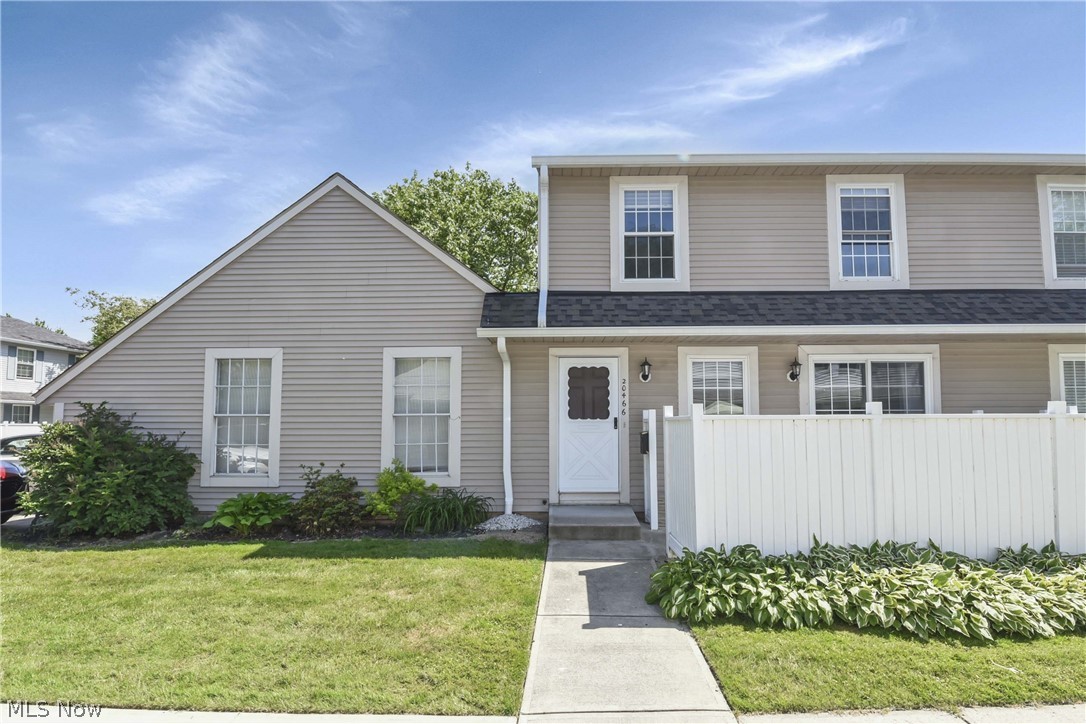 20466 Williamsburg Court Middleburg Heights OH 44130