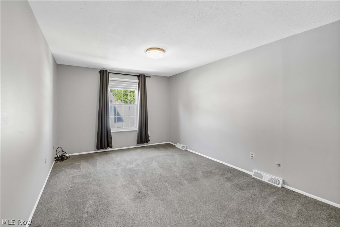 20466 Williamsburg Court Middleburg Heights OH 44130