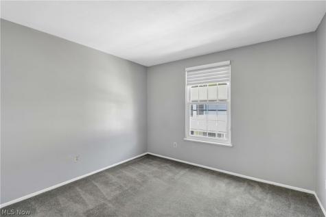 20466 Williamsburg Court Middleburg Heights OH 44130