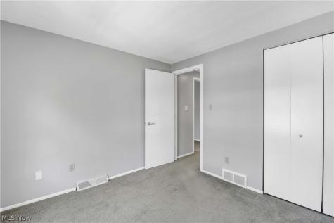 20466 Williamsburg Court Middleburg Heights OH 44130