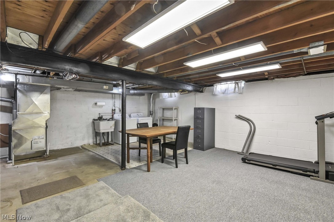 20466 Williamsburg Court Middleburg Heights OH 44130