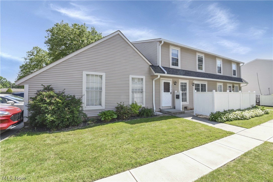 20466 Williamsburg Court Middleburg Heights OH 44130