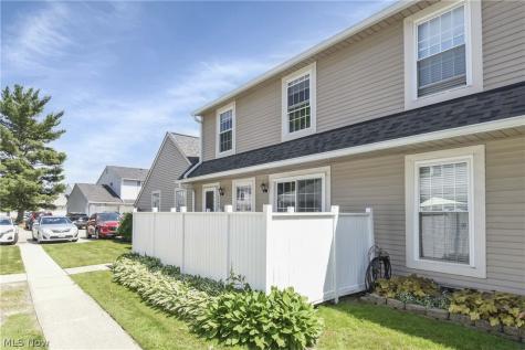 20466 Williamsburg Court Middleburg Heights OH 44130