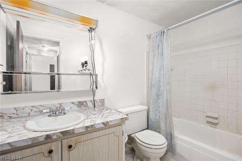 11491 Harbour Light Drive North Royalton OH 44133