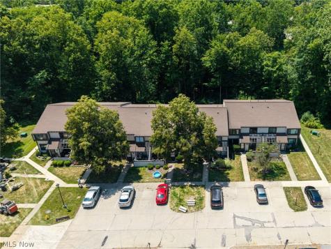 11491 Harbour Light Drive North Royalton OH 44133