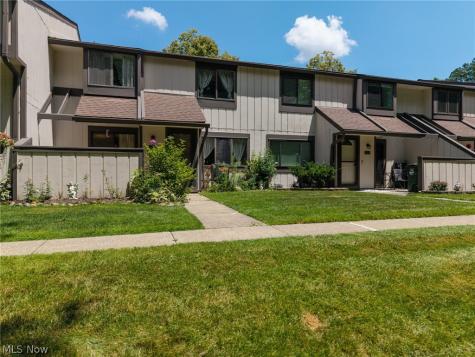 11491 Harbour Light Drive North Royalton OH 44133