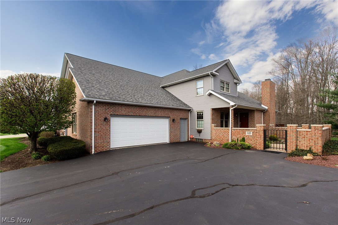 140 Hogan Lane Warren OH 44484