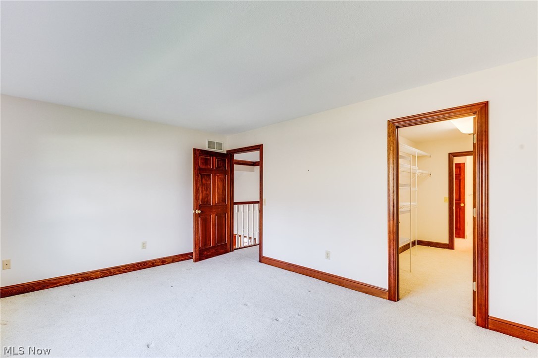 140 Hogan Lane Warren OH 44484
