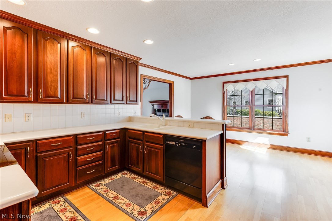 140 Hogan Lane Warren OH 44484