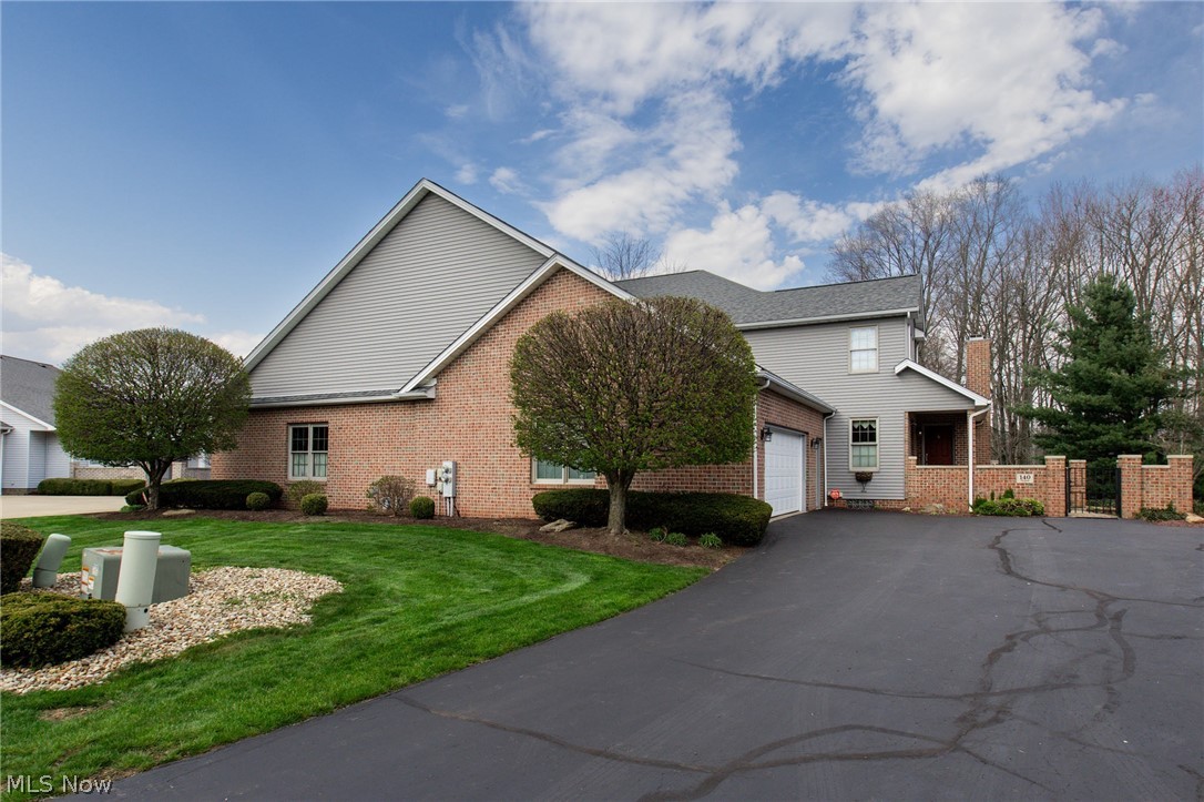 140 Hogan Lane Warren OH 44484