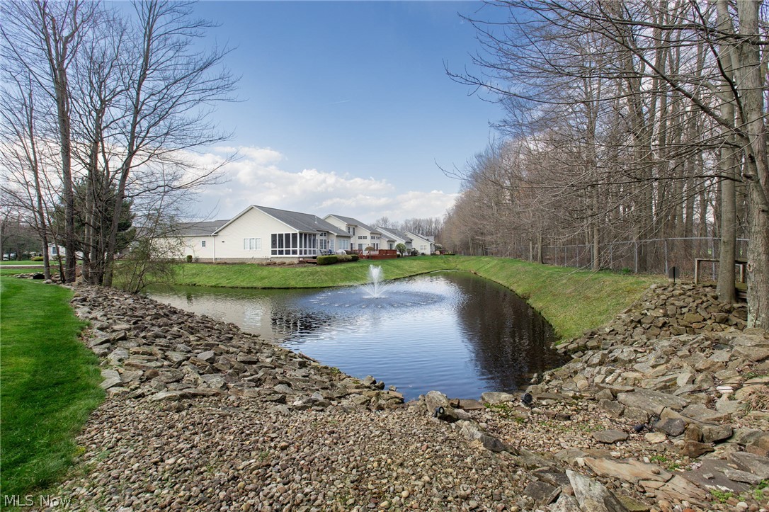 140 Hogan Lane Warren OH 44484