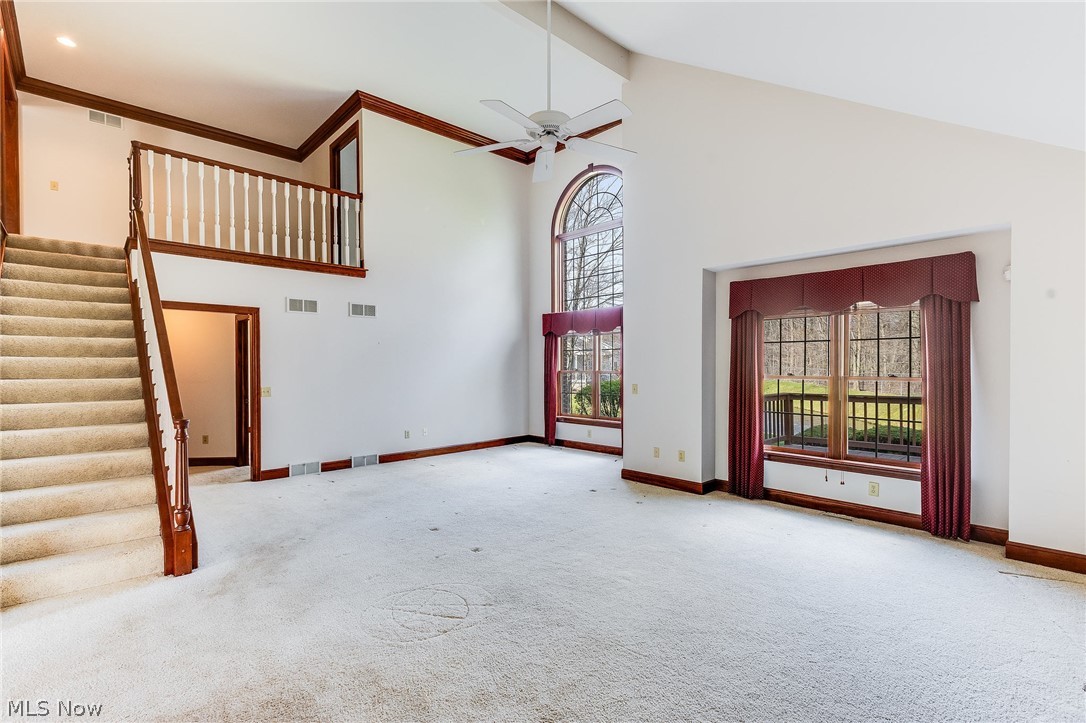 140 Hogan Lane Warren OH 44484