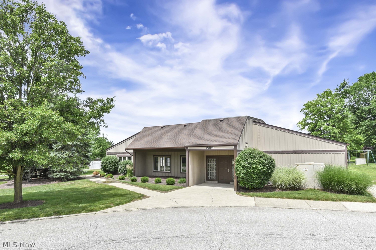 9720 Cove Drive North Royalton OH 44133
