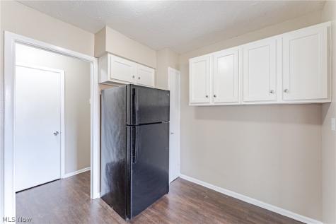 3271 Warrensville Center Road Shaker Heights OH 44122