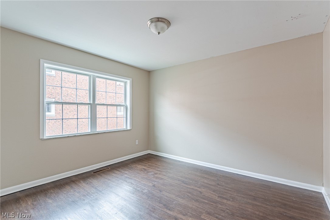 3271 Warrensville Center Road Shaker Heights OH 44122