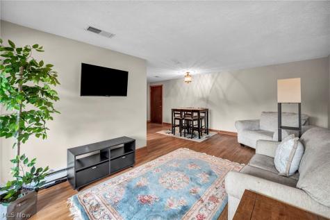 3068 Kent Road Stow OH 44224