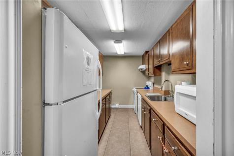 3068 Kent Road Stow OH 44224