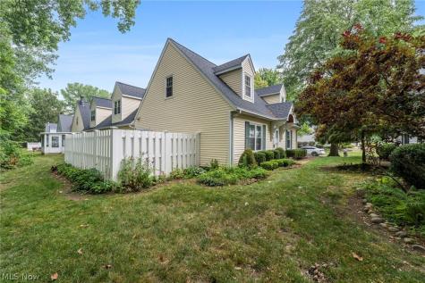 6724 Connecticut Colony Circle Mentor OH 44060