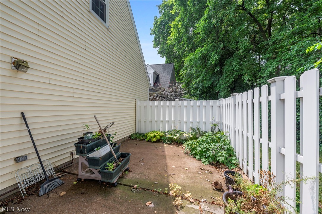 6724 Connecticut Colony Circle Mentor OH 44060