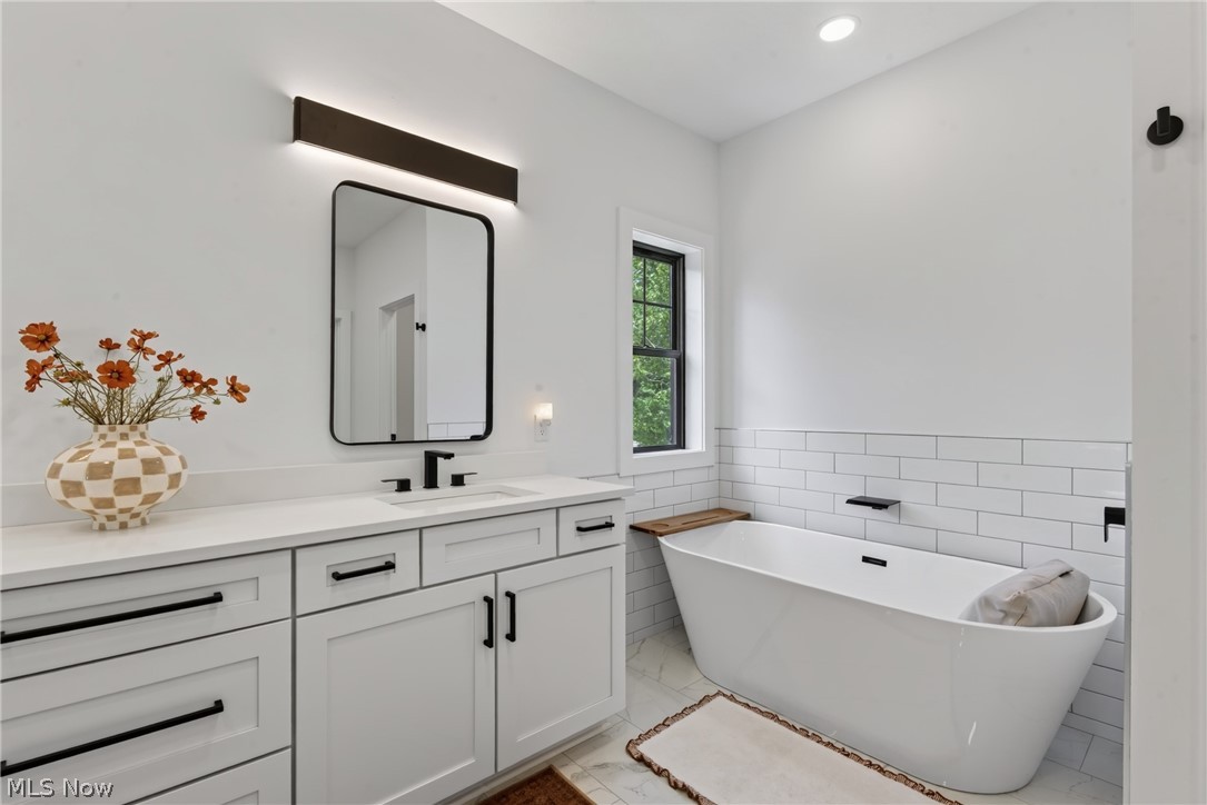 4504 Hope Court Westlake OH 44145