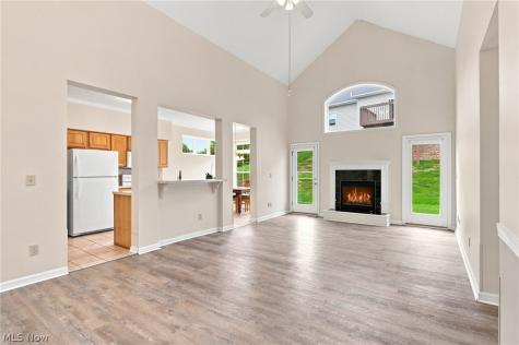 6797 Rolling Meadow Drive Cleveland OH 44134