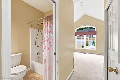 6797 Rolling Meadow Drive Cleveland OH 44134