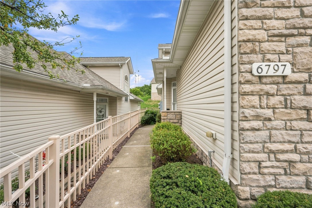 6797 Rolling Meadow Drive Cleveland OH 44134