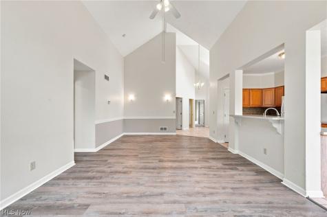 6797 Rolling Meadow Drive Cleveland OH 44134
