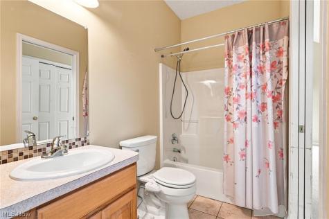 6797 Rolling Meadow Drive Cleveland OH 44134