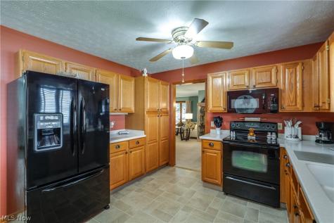 4890 Belden Park Drive NW North Canton OH 44720