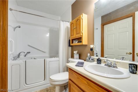 4890 Belden Park Drive NW North Canton OH 44720