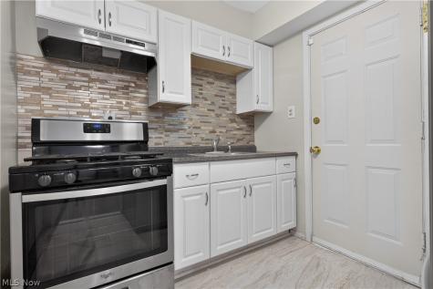 314 E 235th Street Euclid OH 44123