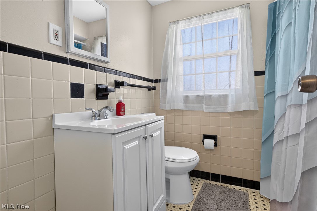 314 E 235th Street Euclid OH 44123
