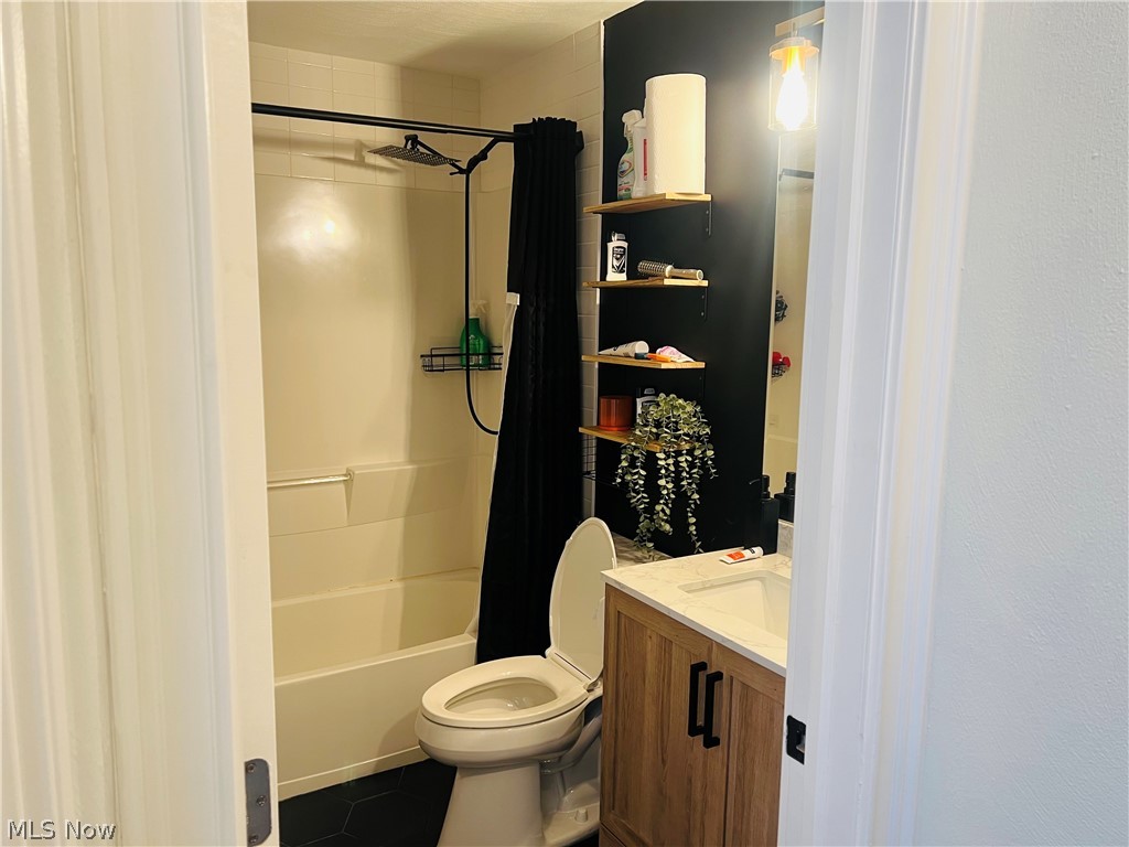 2556 Shakespeare Lane Avon OH 44011