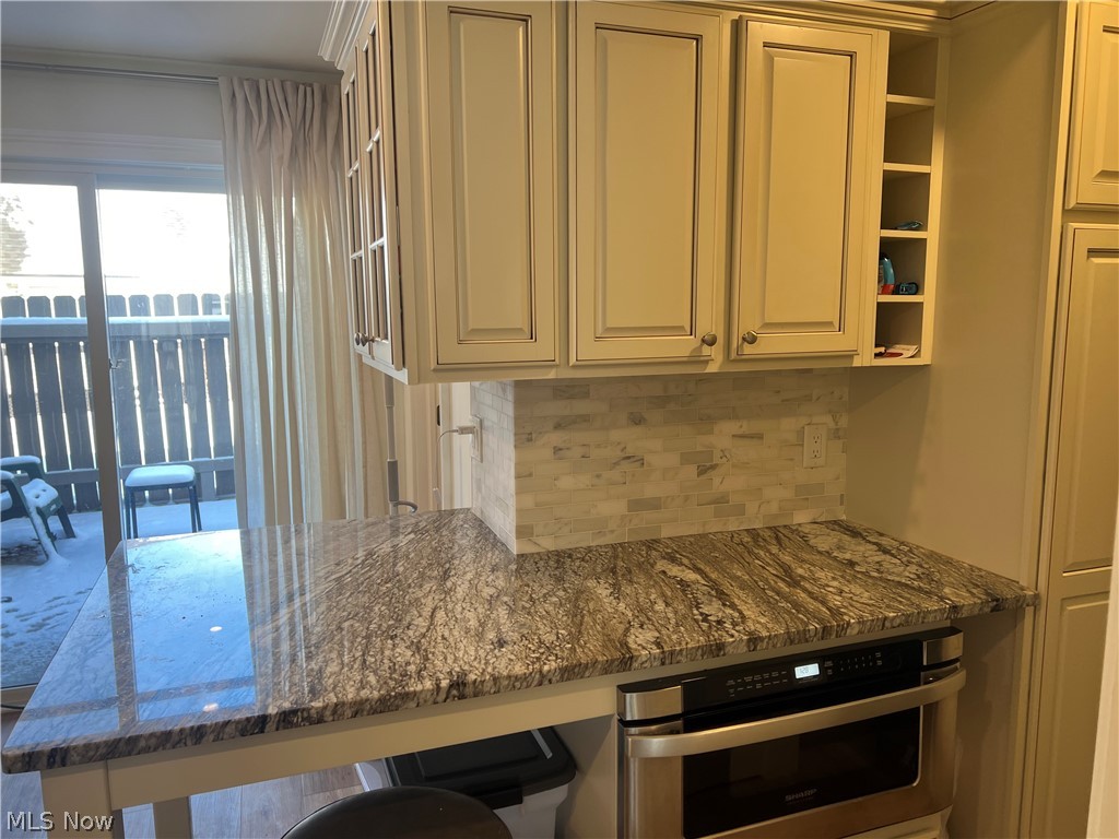 2556 Shakespeare Lane Avon OH 44011