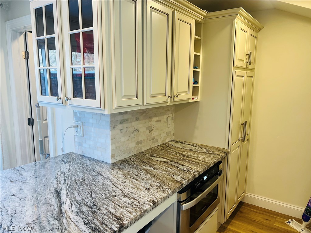 2556 Shakespeare Lane Avon OH 44011