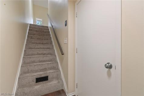 622 James Avenue Cuyahoga Falls OH 44221