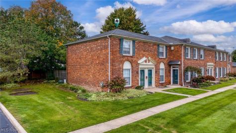 5616 Chelmsford Drive Lyndhurst OH 44124
