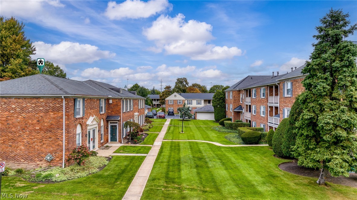 5616 Chelmsford Drive Lyndhurst OH 44124