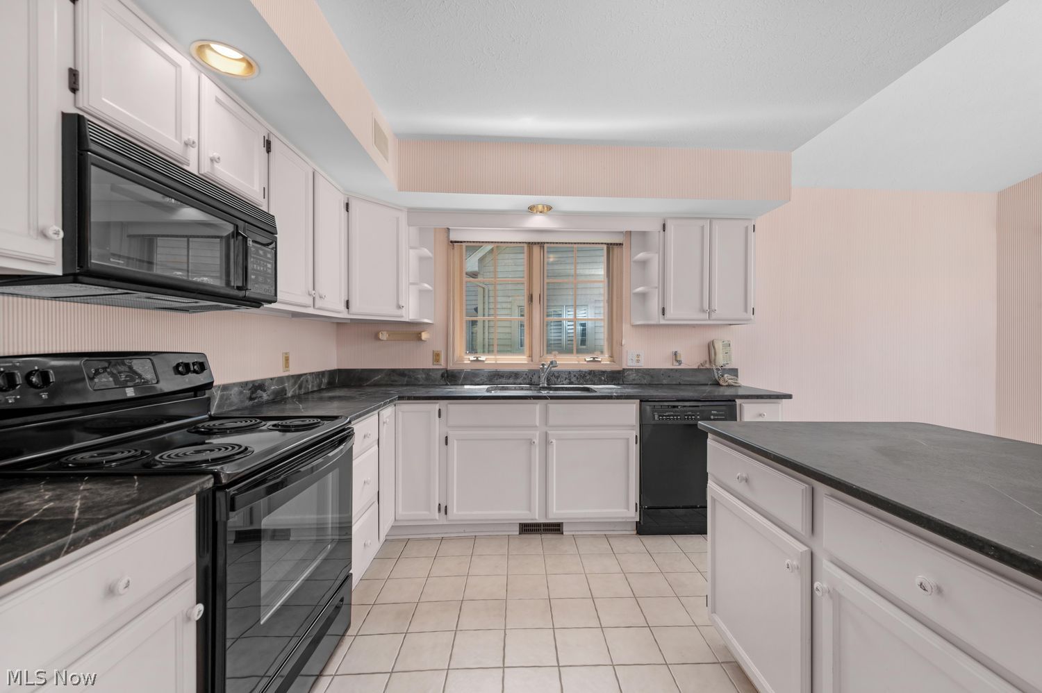 2039 Waters Edge Drive Westlake OH 44145